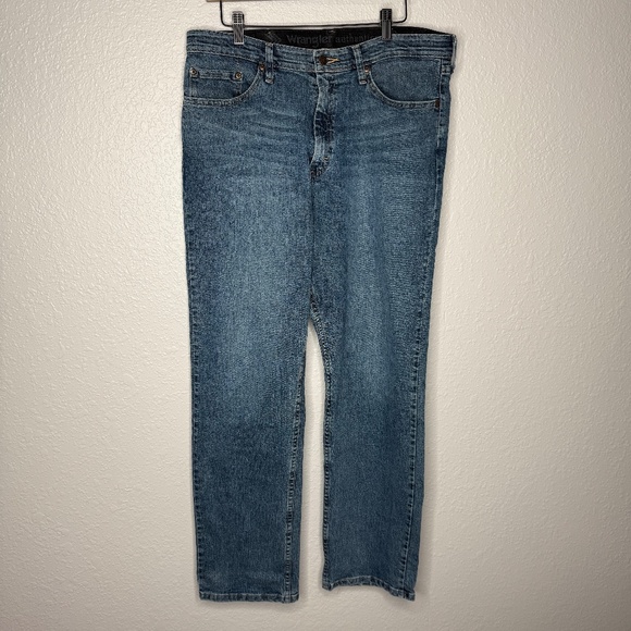 Mens Wranger  Authentics Jeans  34 x 32 - Picture 1 of 6